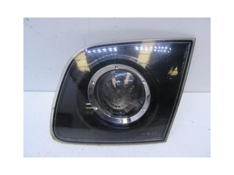 Recambio de piloto porton dch. : mazda 3 : 1.6 hdi g8da [2005] para mazda 3 1.6 hdi g8da referencia OEM IAM   