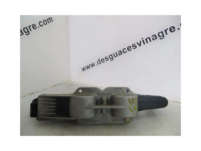 Recambio de bobina para skoda felicia ii station wagon (6u5) 1.3 referencia OEM IAM 047905104  