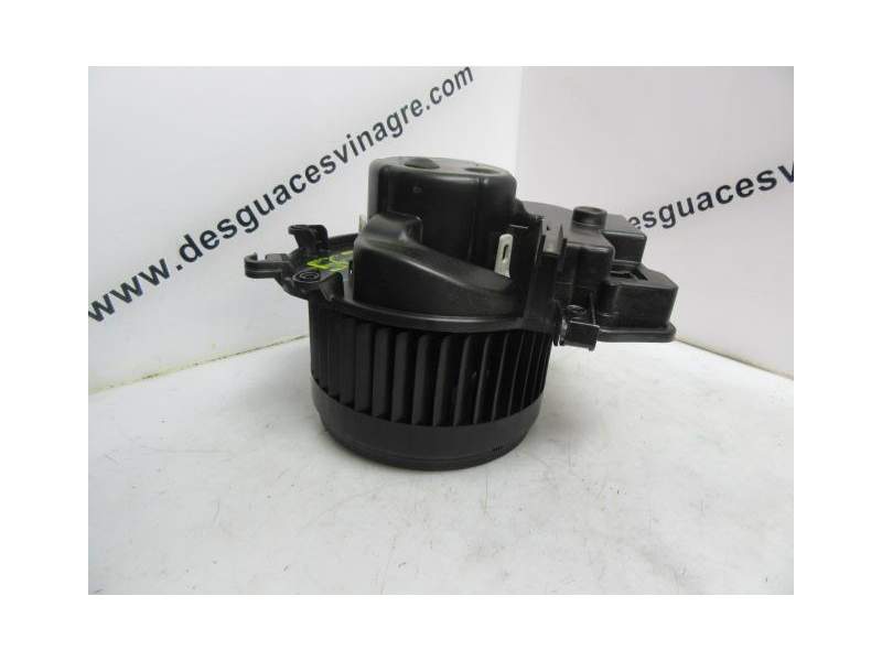 Recambio de motor calefaccion para mercedes-benz c270 2.7 dci automatico referencia OEM IAM A2038202514  