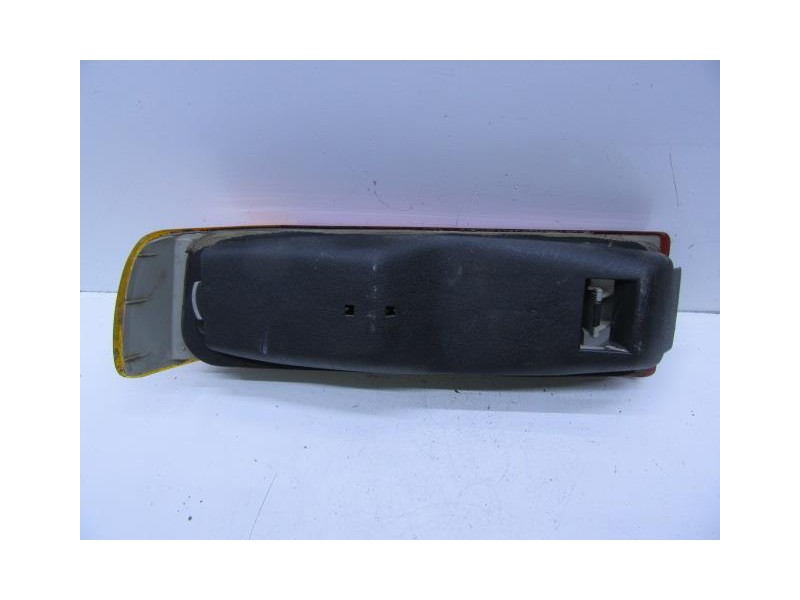 Recambio de piloto trasero dch. : ford sierra : 2.0 g (101,97cv) [1989] para ford sierra 2.0 g referencia OEM IAM   