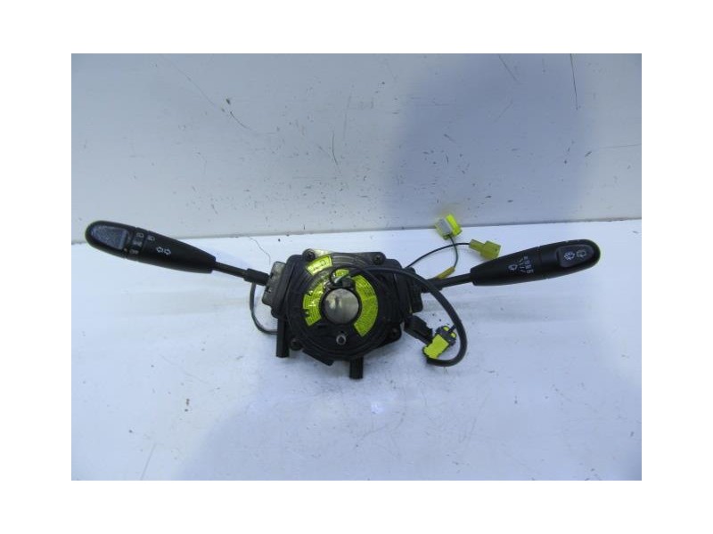 Recambio de mando luces y limpias : chevrolet kalos : 1.4 g 3 puertas [2005] para chevrolet kalos 1.4 g 3 puertas referencia OEM