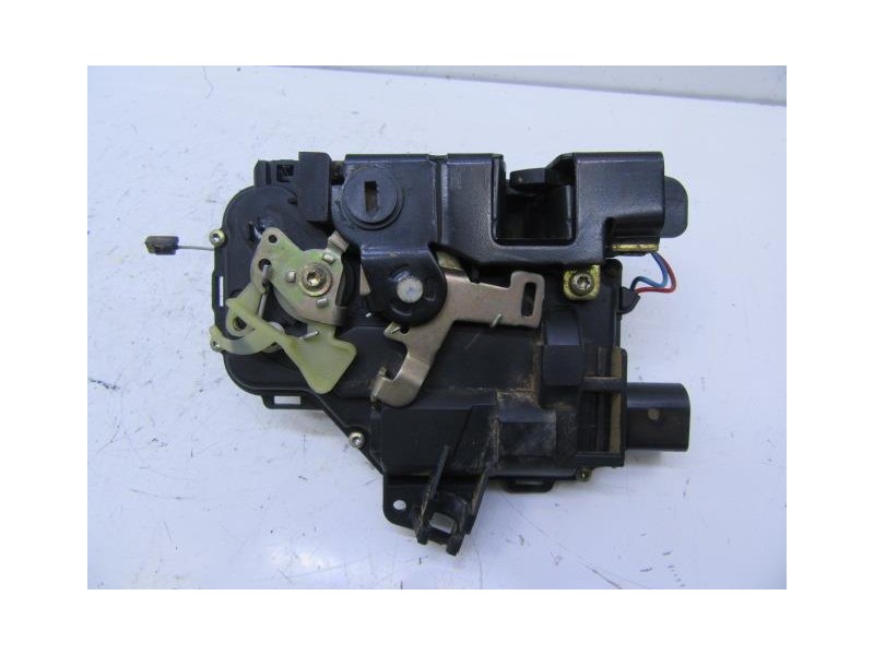 Recambio de cerradura pta. tras. dch. : skoda octavia : 1.9 tdi (89,73cv) [1998] para skoda octavia 1.9 tdi referencia OEM IAM 6