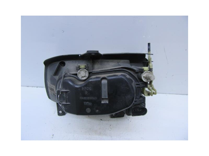 Recambio de faro dcho. : volkswagen polo : 1.4 g (74,78cv) [2001] para volkswagen polo 1.4 g referencia OEM IAM 89302820  