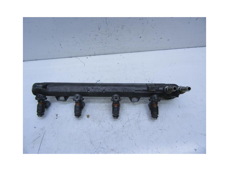 Recambio de inyectores (juego) : volkswagen polo : 1.4 g (74,78cv) [2001] para volkswagen polo 1.4 g referencia OEM IAM 03613331