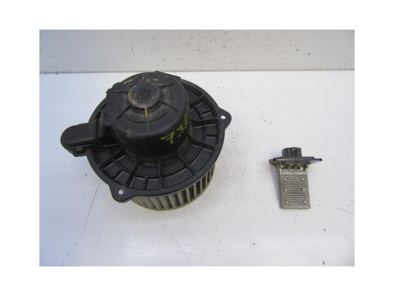 Recambio de motor calefaccion : hyundai accent : 1.3 g (84,02cv) [2003] para hyundai accent 1.3 g referencia OEM IAM F00S330024C