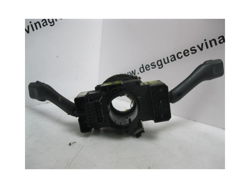 Recambio de mando luces y limpias : skoda octavia : 1.9 tdi(agr-90cv) 5v- 4p [1998] para skoda octavia 1.9 tdi(agr-90cv) 5v- ref