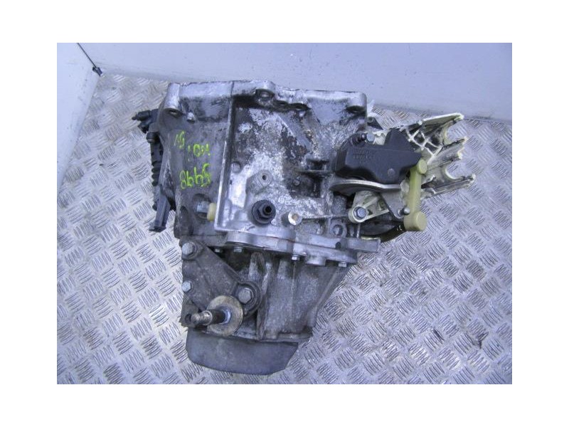 Recambio de cambio 5v (td/tdi) : citroen c 4 : 1.6 hdi (90,01cv) [2004] para citroen c 4 1.6 hdi referencia OEM IAM 20DM75  