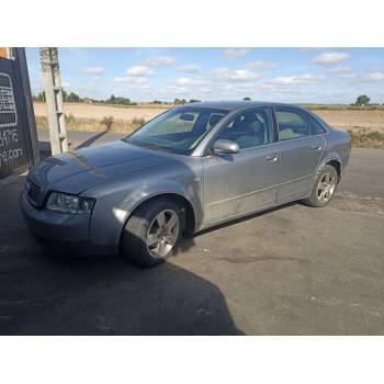 AUDI A4 AVANT (8E)