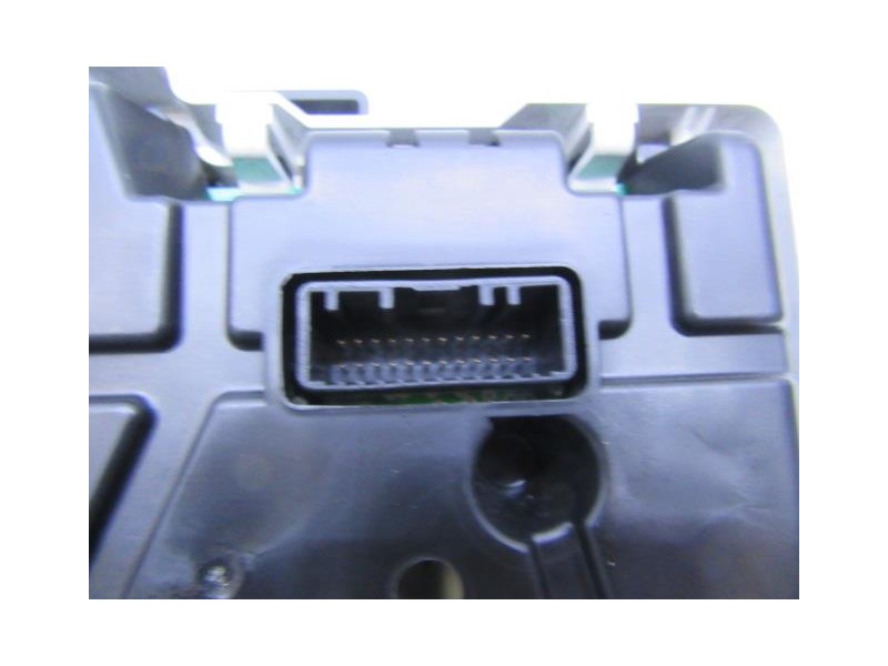 Recambio de cuadro instrumentos : renault captur : 1.5 dci (89,73cv) automatico [2015] para renault captur 1.5 dci automatico re