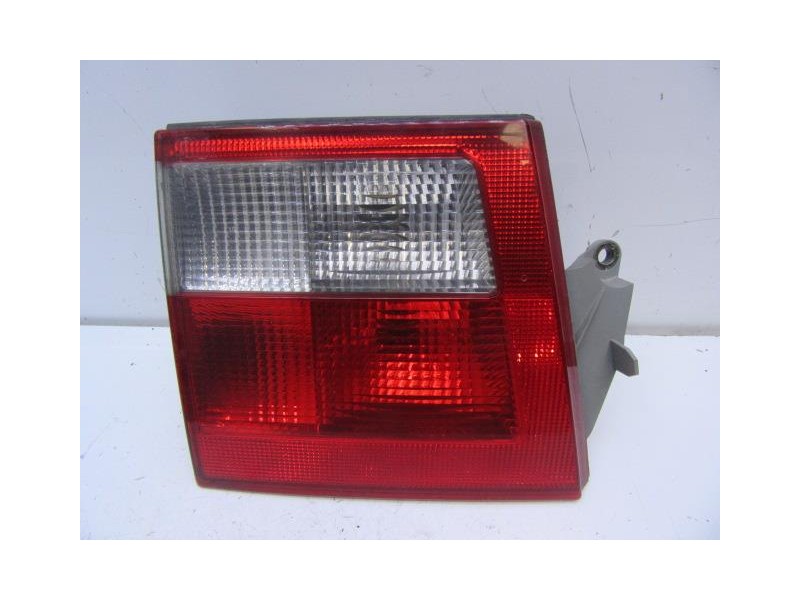 Recambio de piloto porton izq. : saab 9-3 : 2.0 g (149,56cv) [2002] para saab  9-3 2.0 g referencia OEM IAM   