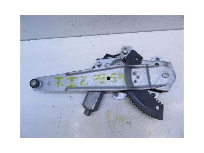 Recambio de elevalunas elec. tra. izq. : hyundai getz : 1.5 crdi (88,37cv) [2006] para hyundai getz 1.5 crdi referencia OEM IAM 