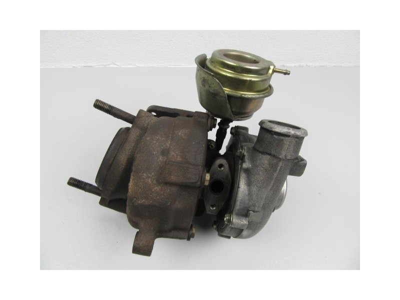 Recambio de turbo : bmw 320 : 2.0 td (136cv) [2002] para bmw  320 2.0 td referencia OEM IAM 700447-0007  