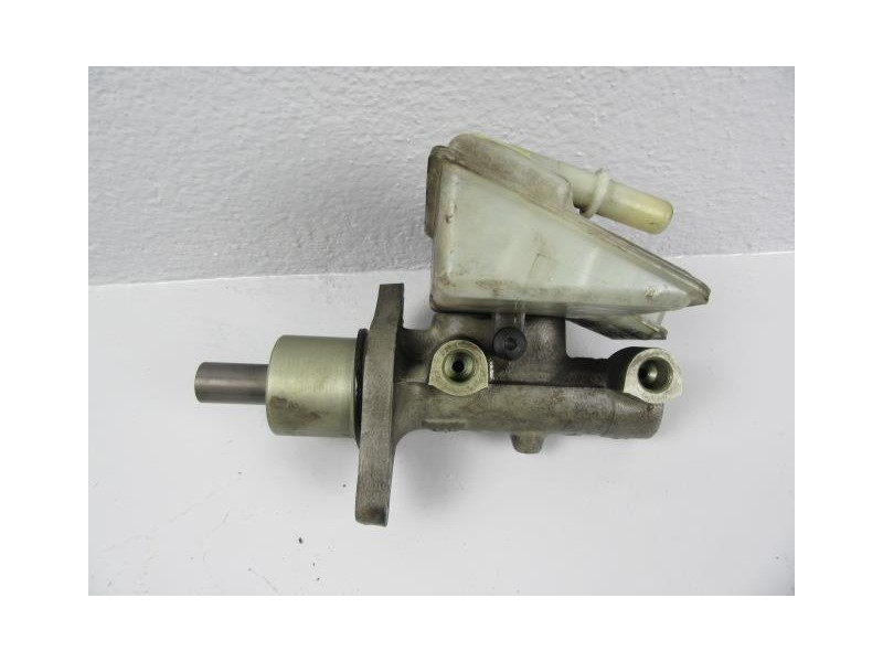 Recambio de bomba de freno : ford c max : 1.6 tdci (89,73cv) [2006] para ford c max 1.6 tdci referencia OEM IAM 2086W  