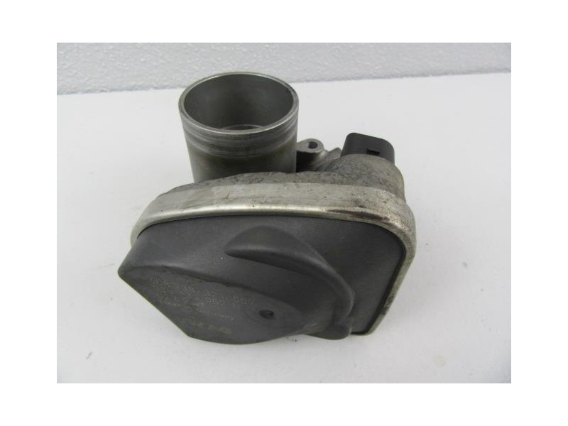 Recambio de caja mariposa : seat cordoba : 1.4 g (74,78cv) [2002] para seat cordoba 1.4 g referencia OEM IAM 036133062N  