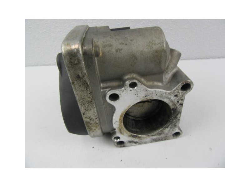 Recambio de caja mariposa : seat cordoba : 1.4 g (74,78cv) [2002] para seat cordoba 1.4 g referencia OEM IAM 036133062N  