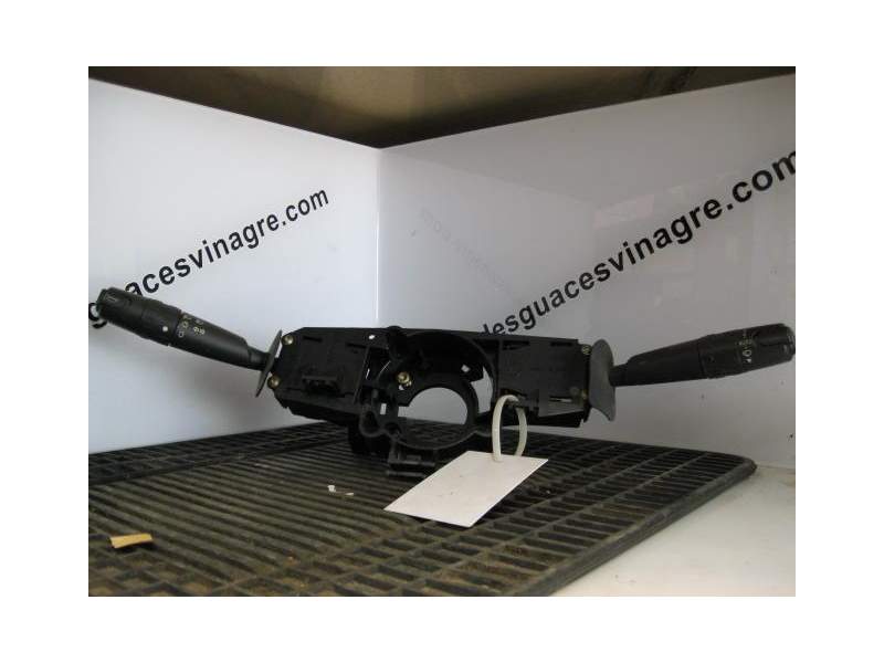 Recambio de mando luces y limpias para peugeot 406 1.9 td-d8b referencia OEM IAM LOS DOS  