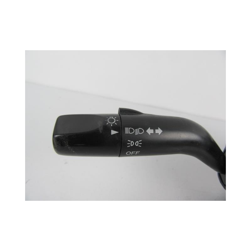 Recambio de mando luces y limpias : mazda 323 : 2.0 td (100,61cv) [2001] para mazda 323 2.0 td referencia OEM IAM GE6T17B366  