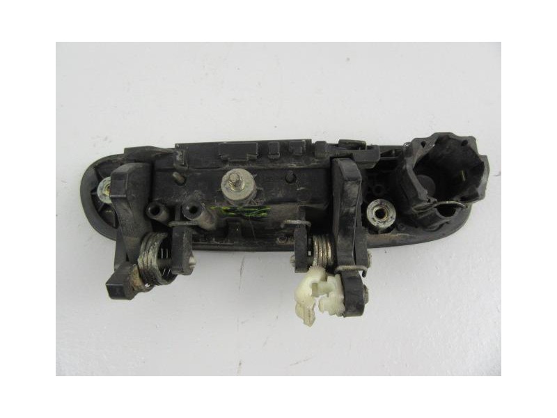 Recambio de manilla del. izd. : mazda 323 : 2.0 td (100,61cv) [2001] para mazda 323 2.0 td referencia OEM IAM   