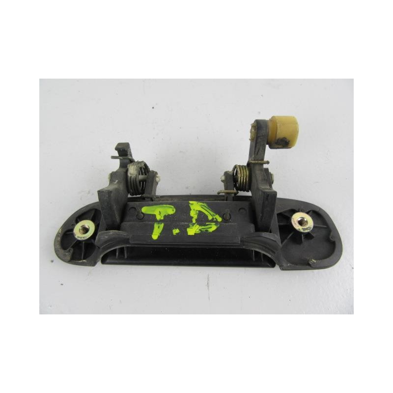 Recambio de manilla trasera dch. : mazda 323 : 2.0 td (100,61cv) [2001] para mazda 323 2.0 td referencia OEM IAM   