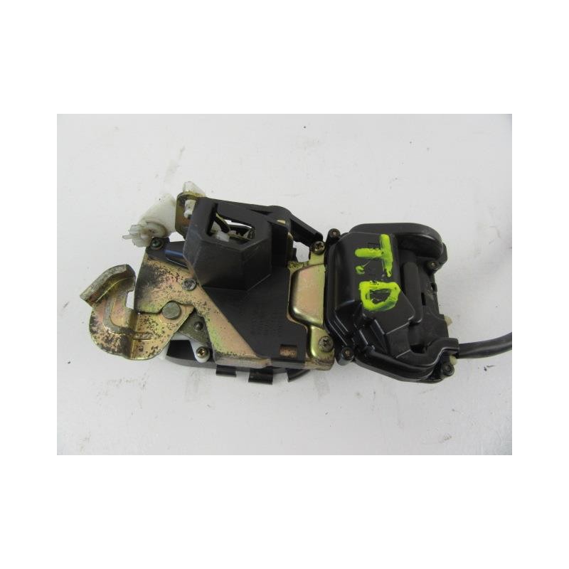 Recambio de cerradura pta. tras. dch. : mazda 323 : 2.0 td (100,61cv) [2001] para mazda 323 2.0 td referencia OEM IAM 2PINES  