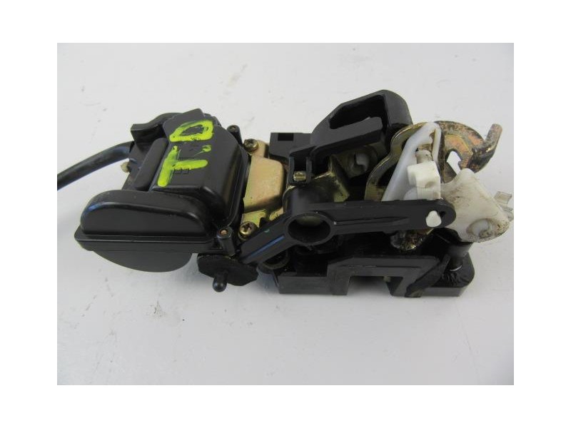 Recambio de cerradura pta. tras. dch. : mazda 323 : 2.0 td (100,61cv) [2001] para mazda 323 2.0 td referencia OEM IAM 2PINES  