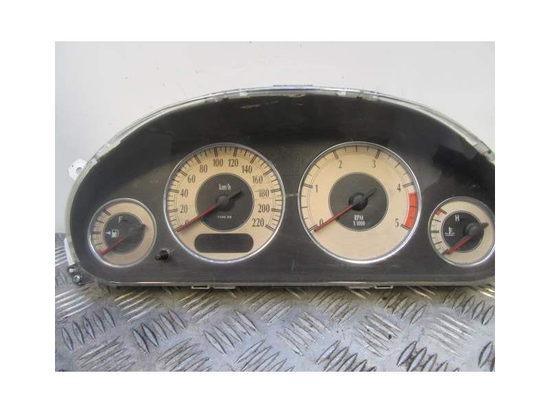 Recambio de cuadro instrumentos para chrysler voyager 2.5 td referencia OEM IAM P04685825AI  4685825AI