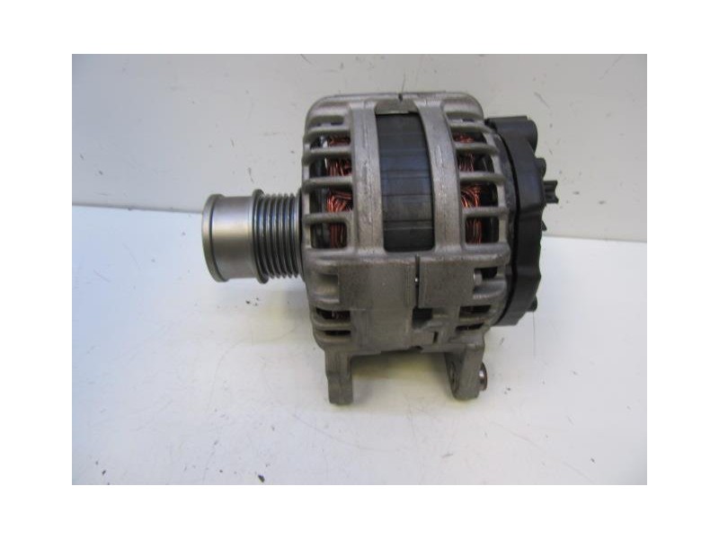 Recambio de alternador : seat ibiza : 1.0 g (95,17cv) turbo [2019] para seat ibiza 1.0 g turbo referencia OEM IAM 05E903026B140A