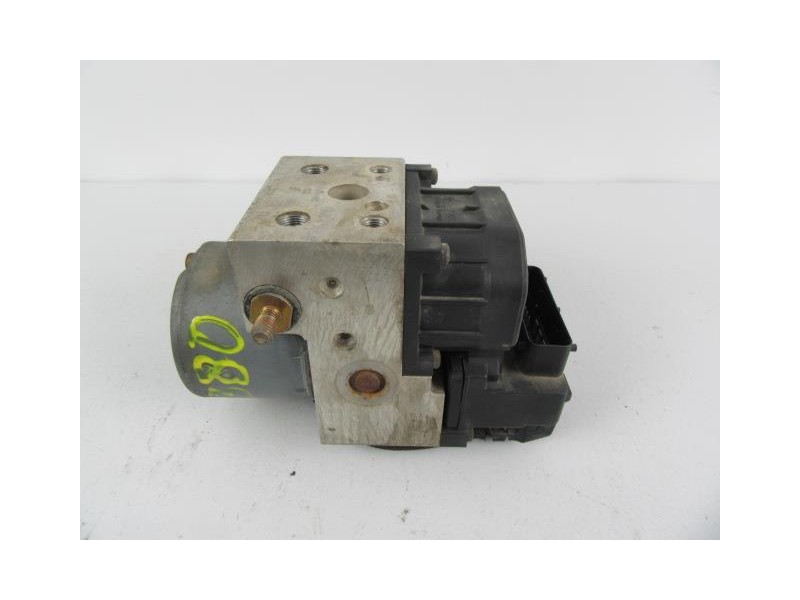 Recambio de abs : renault clio : 1.1 g [2001] para renault clio 1.1 g referencia OEM IAM 8200085584  