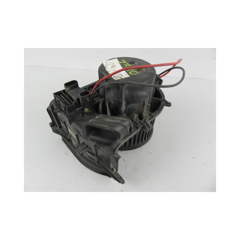 Recambio de motor calefaccion : renault clio : 1.1 g [2001] para renault clio 1.1 g referencia OEM IAM CONRESISTENCIA  