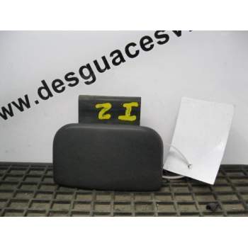 MANILLA DELANTERA IZQUIERDA 3P NEGRA 