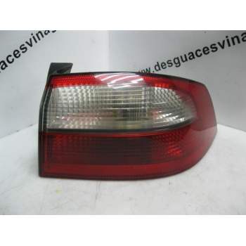 PILOTO TRASERO DERECHO 8200002473 
