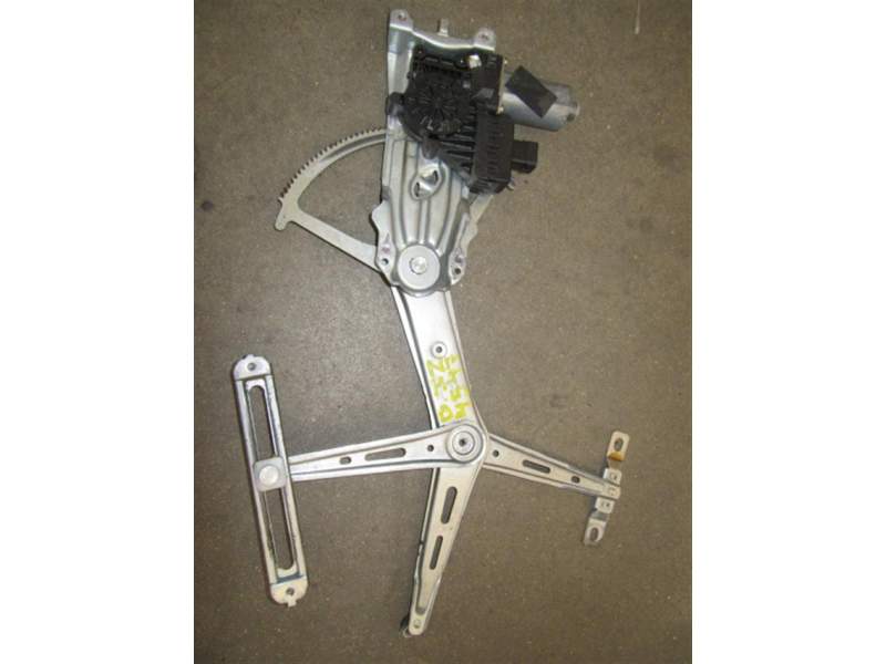 Recambio de elevalunas delantero izquierdo para opel zafira 2.0 tdi 16v elegance referencia OEM IAM ELECTRICO  