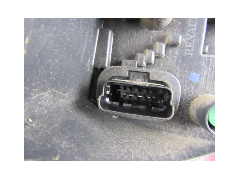 Recambio de piloto trasero dch. : renault clio : 1.1 g (74,78cv) [2010] para renault clio 1.1 g referencia OEM IAM   