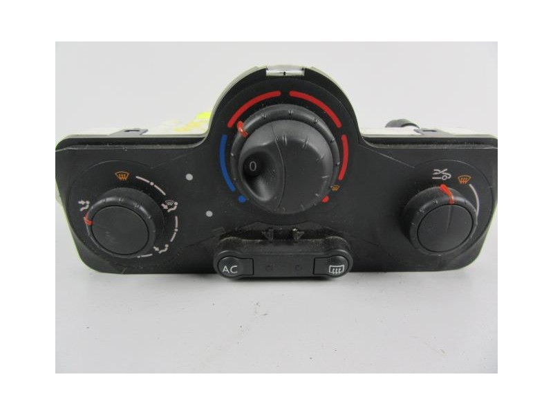 Recambio de mandos calefaccion : renault clio : 1.1 g (74,78cv) [2010] para renault clio 1.1 g referencia OEM IAM 69590001  