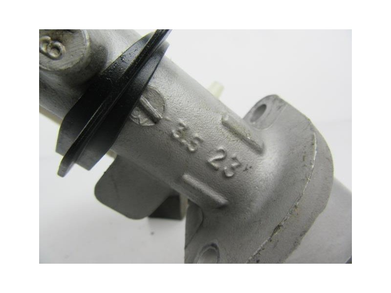 Recambio de bomba de freno : renault clio : 1.1 g (74,78cv) [2010] para renault clio 1.1 g referencia OEM IAM   