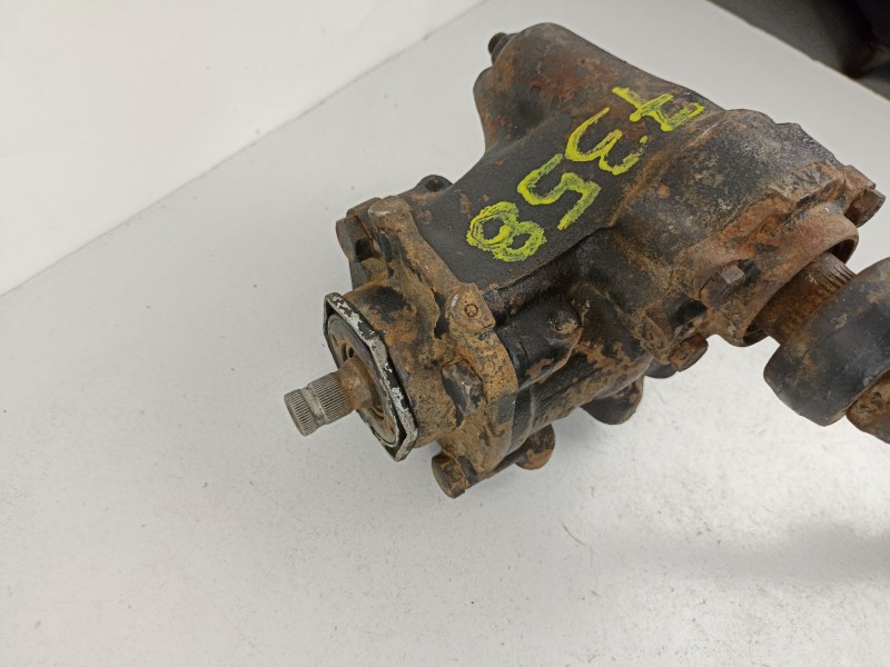 Recambio de direccion asistida para m. benz 240 2.4 d referencia OEM IAM 118461001CAJADEDIRECCION  