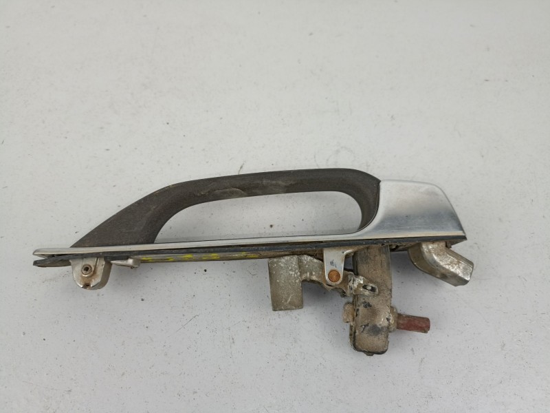 Recambio de manilla trasera derecha para m. benz 240 2.4 d referencia OEM IAM   