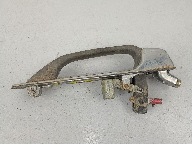 Recambio de manilla trasera izquierda para m. benz 240 2.4 d referencia OEM IAM   