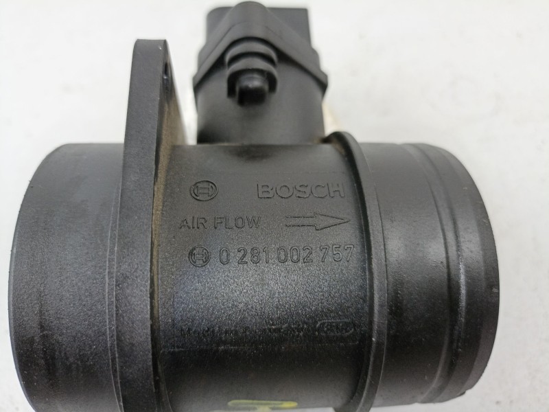 Recambio de caudalimetro para volkswagen golf alh referencia OEM IAM 0281002757  