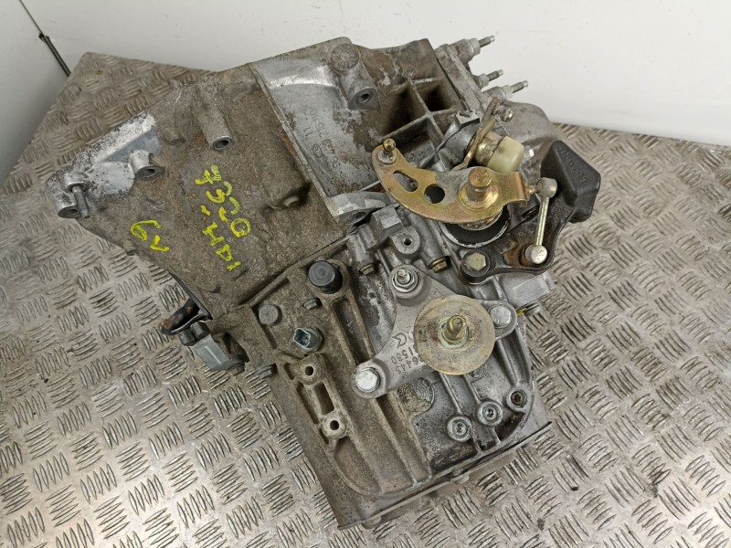 Recambio de cambio 6v ( turbo diesel ) para peugeot 307 2.0 hdi referencia OEM IAM 20MB01  