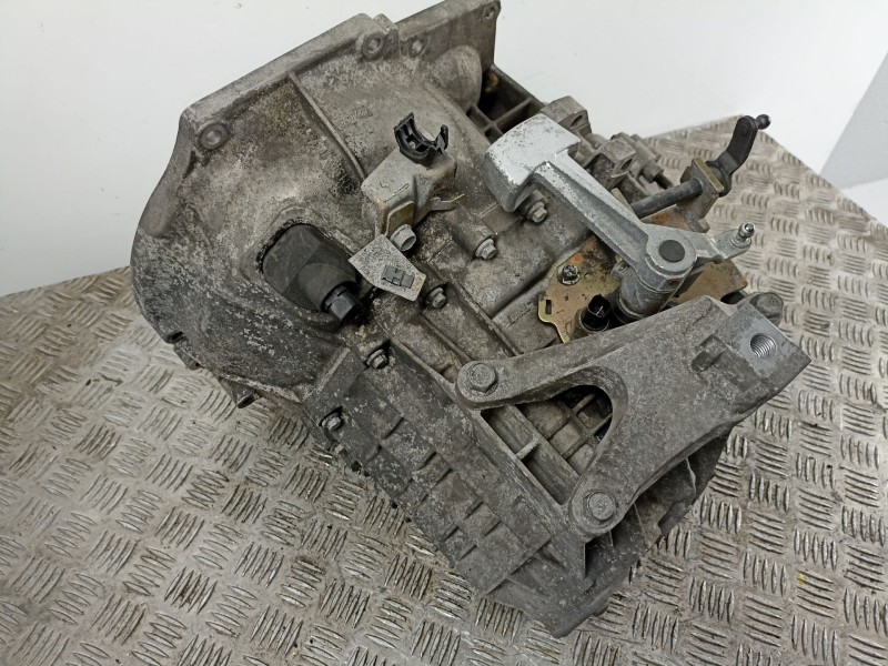 Recambio de cambio 5v ( turbo diesel ) para mazda 3 1.6 hdi g8da referencia OEM IAM 3M5R7002YF  