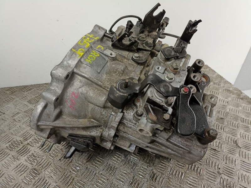 Recambio de cambio 5v ( turbo diesel ) para hyundai getz 1.5 crdi referencia OEM IAM P61759  
