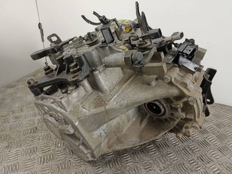 Recambio de cambio 5v ( turbo diesel ) para hyundai getz 1.5 crdi referencia OEM IAM P61759  