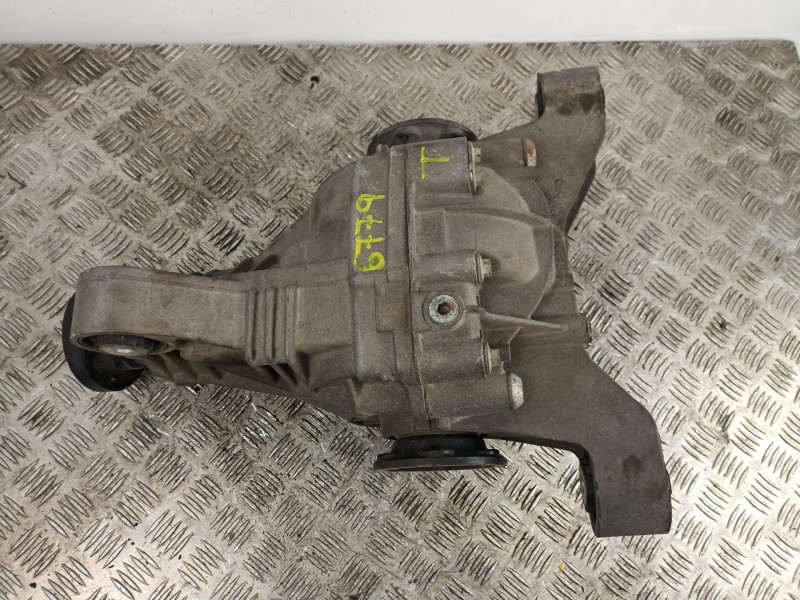 Recambio de grupo trasero para volkswagen touareg 2.5 tdi referencia OEM IAM 7760310019  