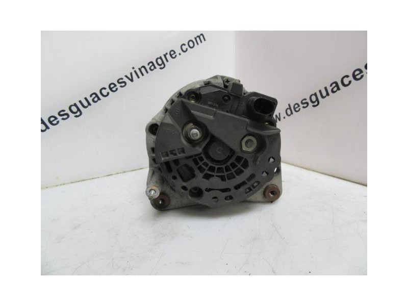 Recambio de alternador : seat ibiza : 1.4 g (85,65cv) 5p [2006] para seat ibiza 1.4 g referencia OEM IAM 038903018RX03  
