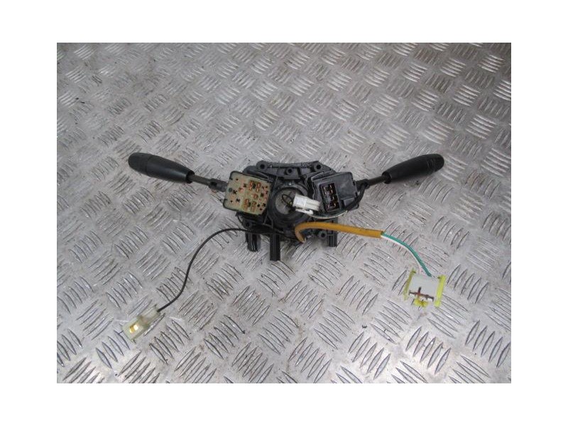 Recambio de mando luces y limpias : daewoo kalos : 1.4 g (82,94cv) [2004] para daewoo kalos 1.4 g referencia OEM IAM   