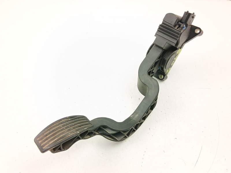 Recambio de potenciometro aceleracion para fiat stilo (192_) 1.9 jtd (192_xe1a) referencia OEM IAM 46779078 0280752227 