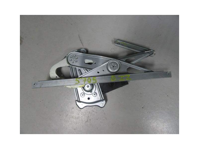 Recambio de elevalunas delantero izquierdo para renault megane 1.5 dci k9k 837 referencia OEM IAM   