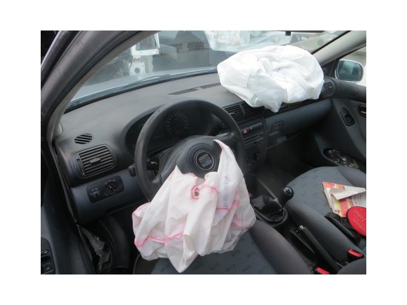 seat leon del año 2000