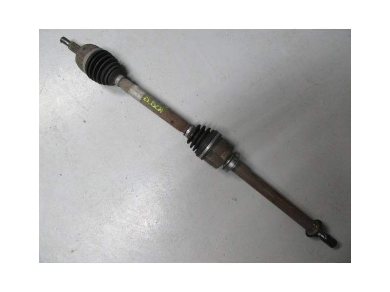 Recambio de transmision delantera derecha para renault megane 1.5 dci k9k 837 referencia OEM IAM 391009864R  